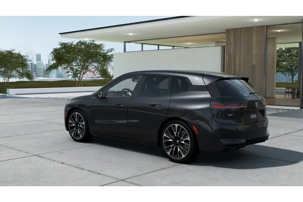 2026 Bmw iX photo 1