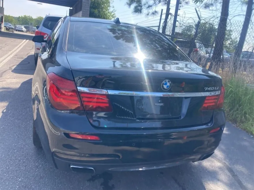 2013 Bmw 740Li Sedan photo 1