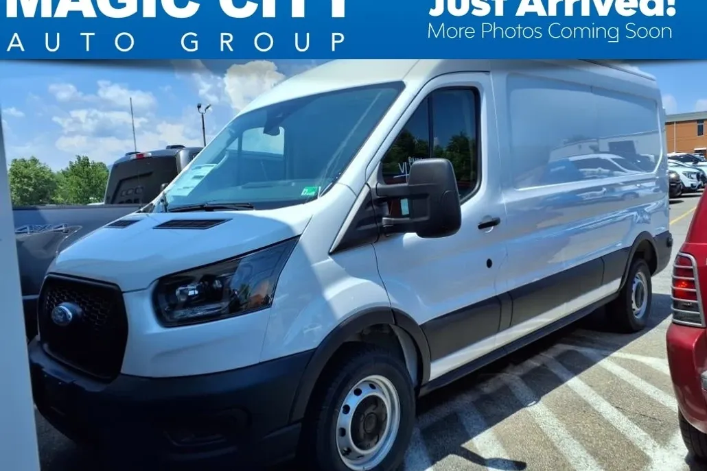 2025 Ford Transit Cargo Van photo 1