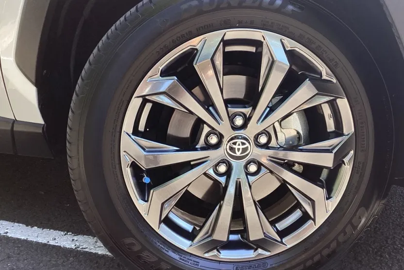 2023 Toyota RAV4 Hybrid Limited photo 1