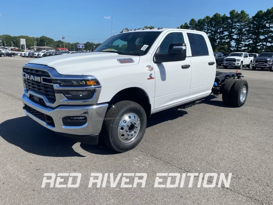 2025 Ram 3500 Tradesman photo 1