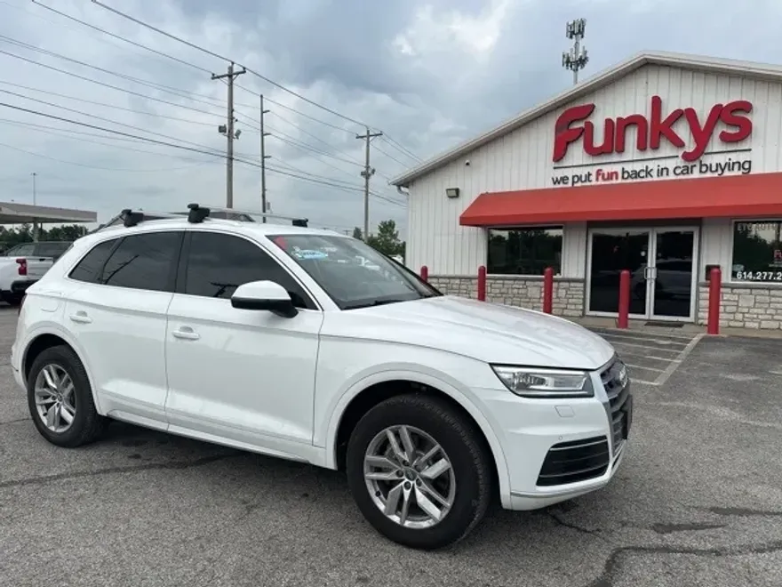 2020 Audi Q5 45 Premium photo 1