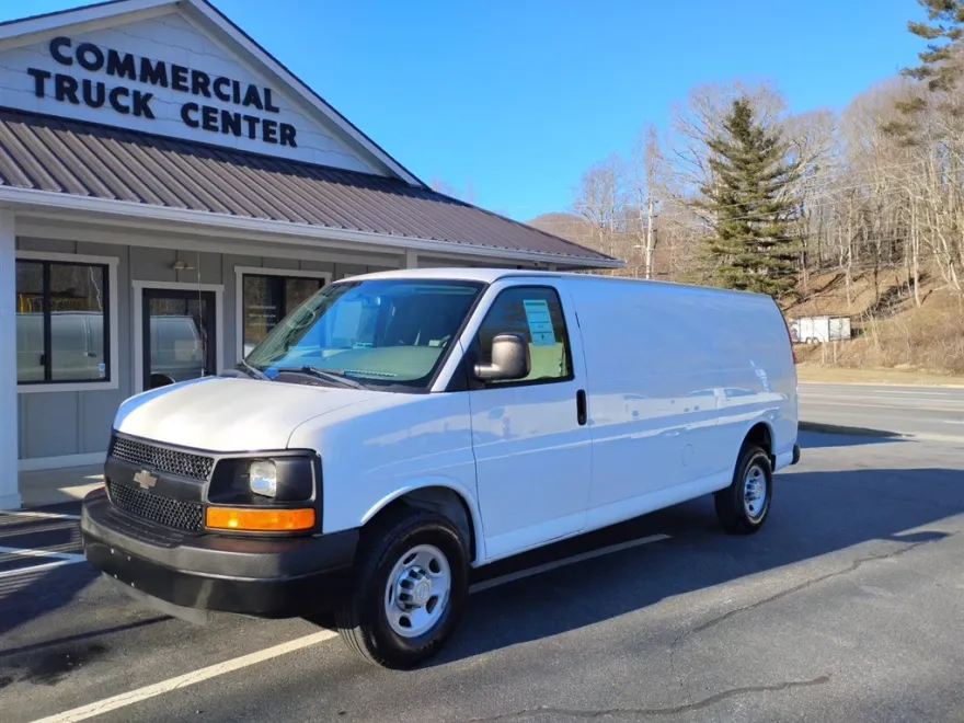 2014 Chevrolet Express Cargo photo 1