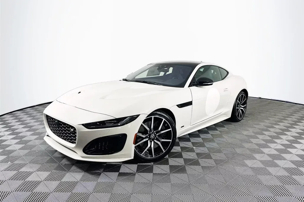 2024 Jaguar F-TYPE R photo 1