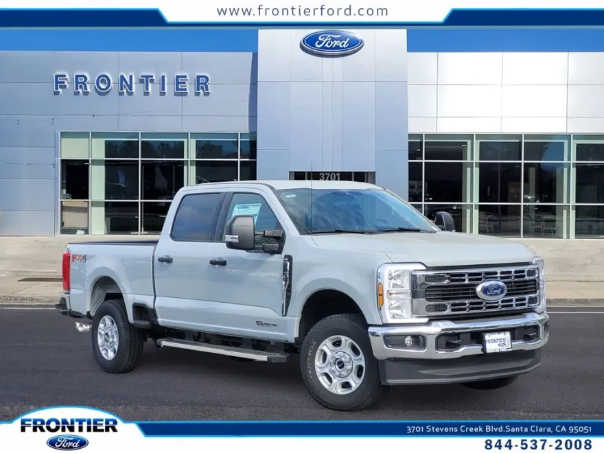 2025 Ford F-250 photo 1