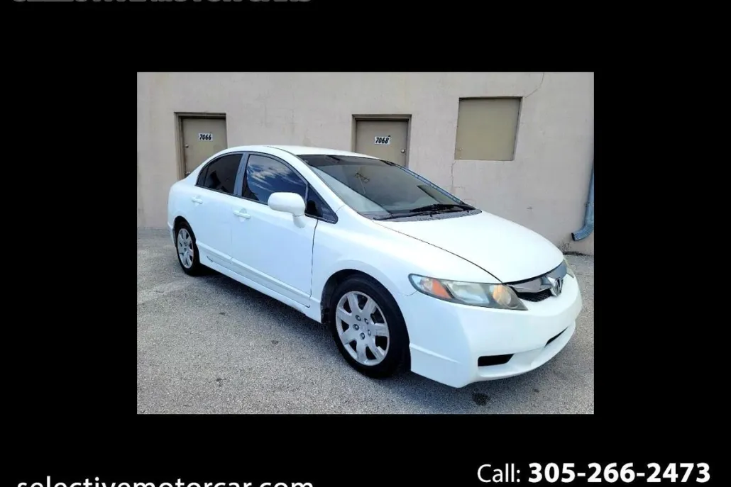 2011 Honda Civic photo 1