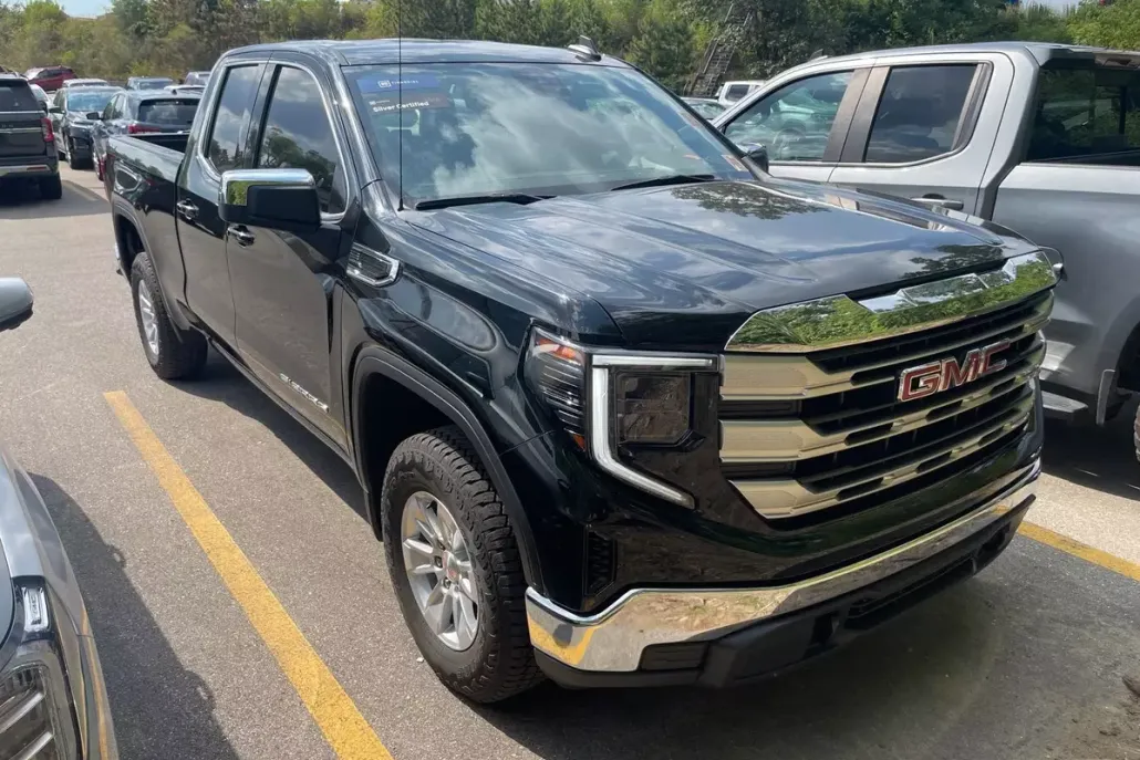 2023 Gmc Sierra 1500 SLE photo 1