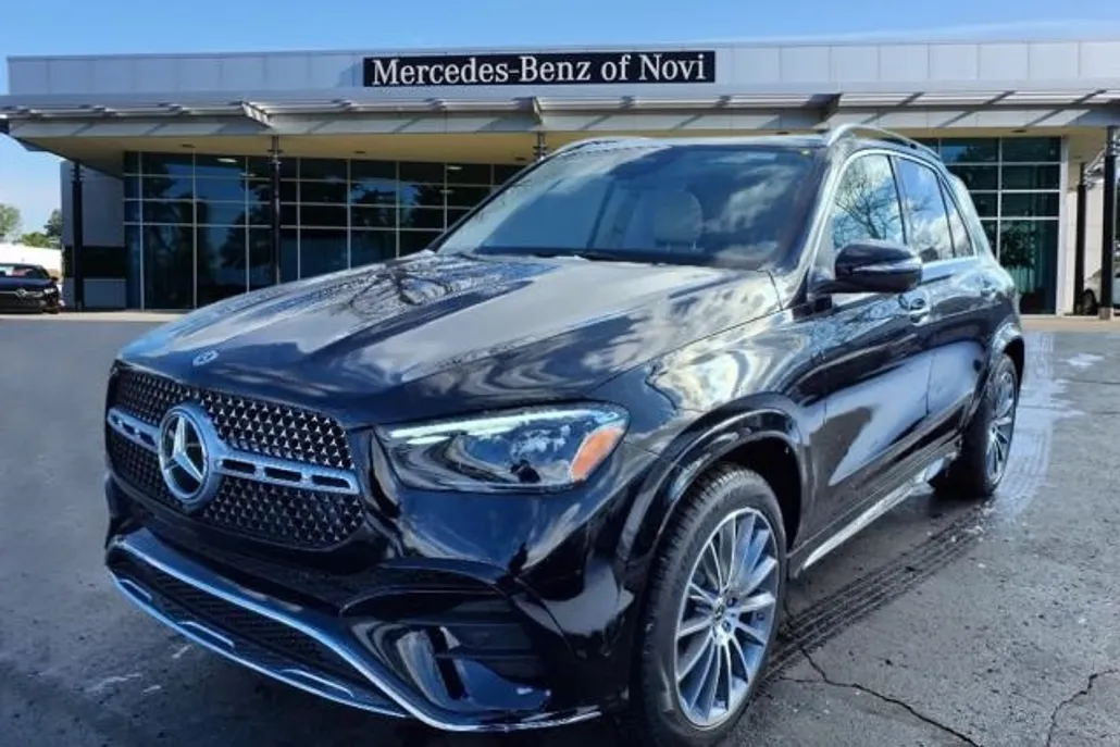 2025 Mercedes Benz GLE 350 4MATIC photo 1