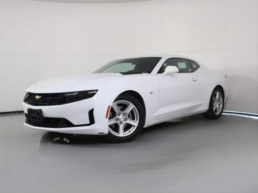2023 Chevrolet Camaro 1LS 1LT photo 1