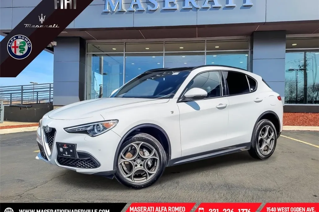 2022 Alfa Romeo Stelvio Ti photo 1
