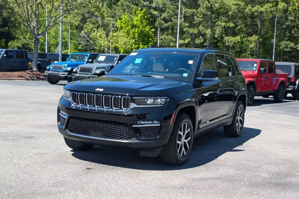 2025 Jeep Grand Cherokee Limited photo 1