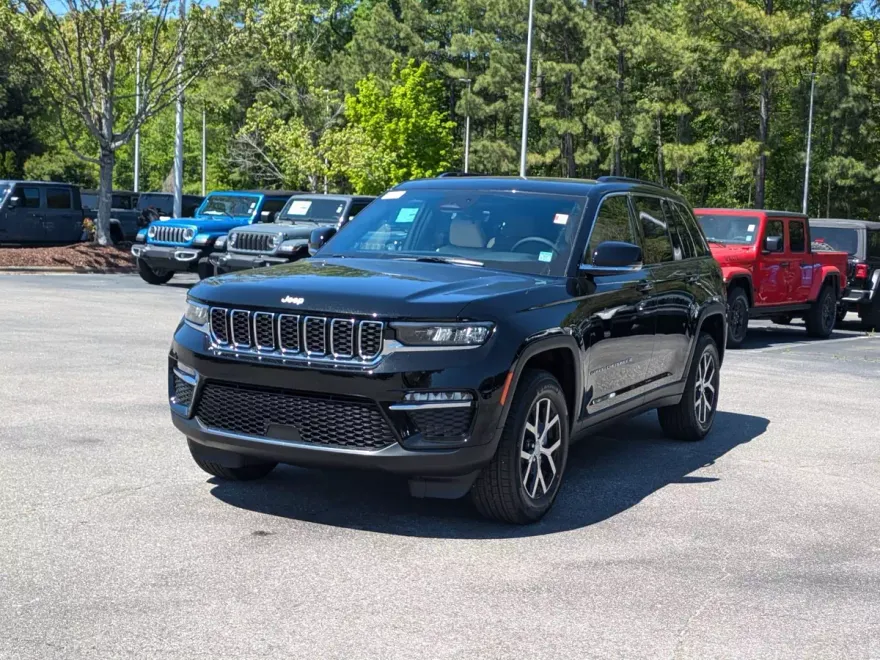 2025 Jeep Grand Cherokee Limited photo 1