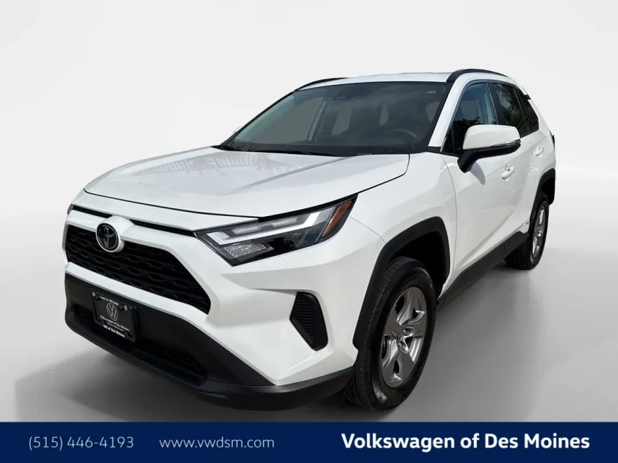 2025 Toyota RAV4 Hybrid XLE photo 1