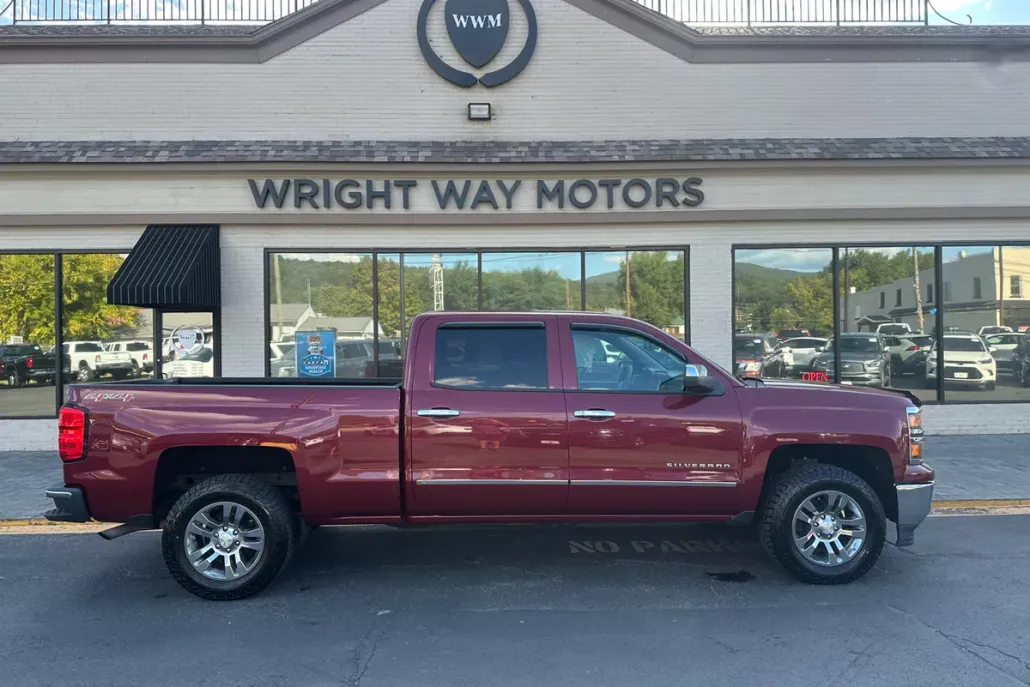 2014 Chevrolet Silverado 1500 LT photo 1