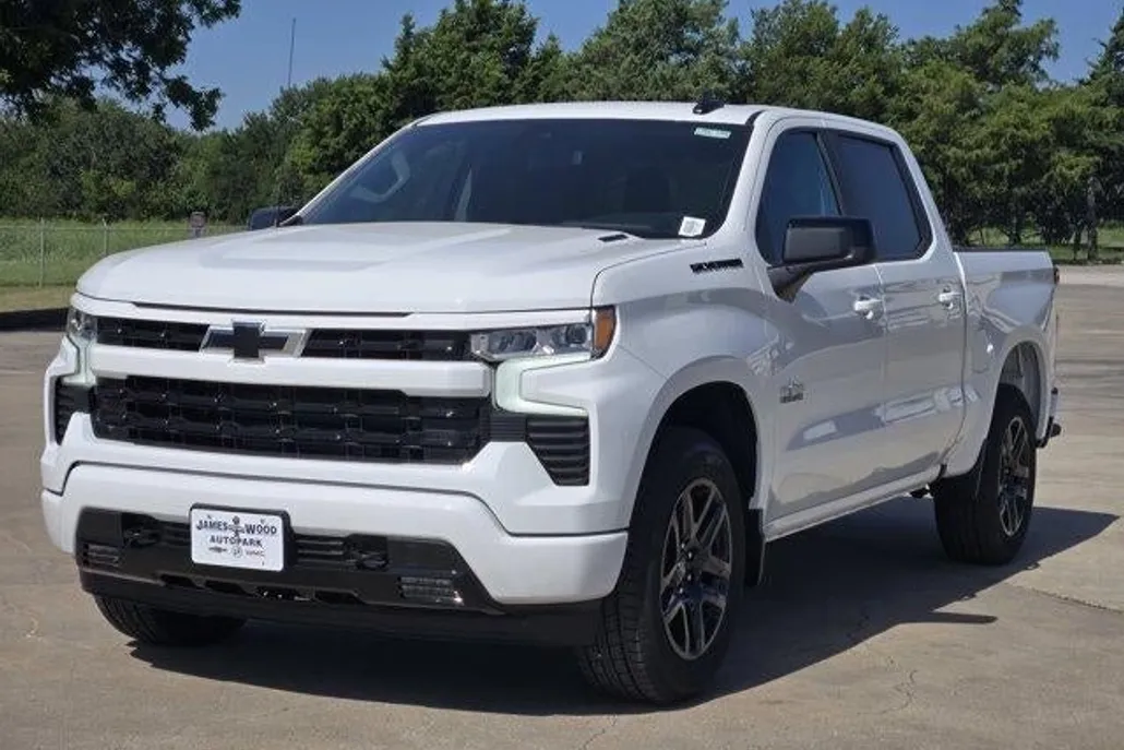 2026 Chevrolet Silverado 1500 RST photo 1