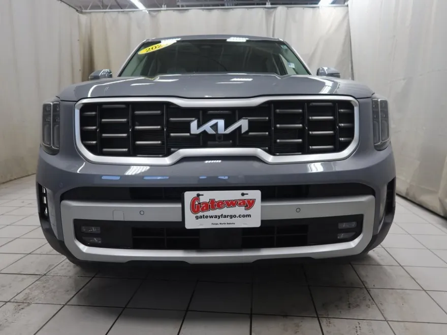 2024 Kia Telluride SX photo 1