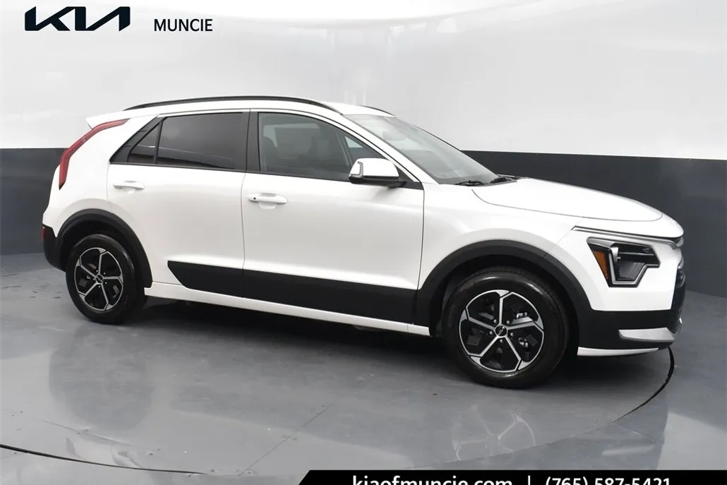 2025 Kia Niro EX photo 1