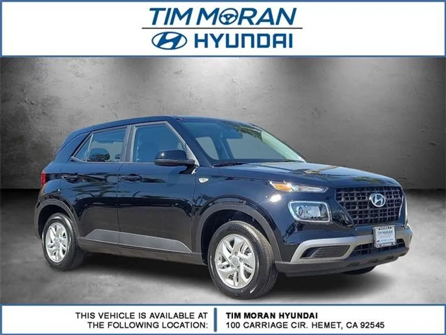 2025 Hyundai Venue SE photo 1