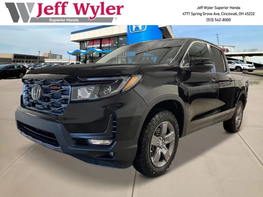 2025 Honda Ridgeline TrailSport photo 1
