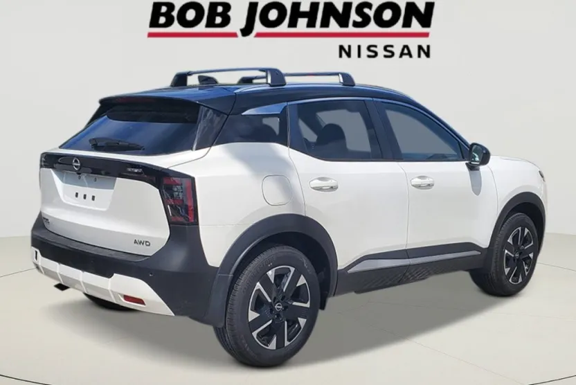 2026 Nissan Kicks SV photo 1