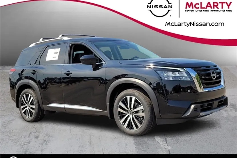 2025 Nissan Pathfinder Platinum photo 1