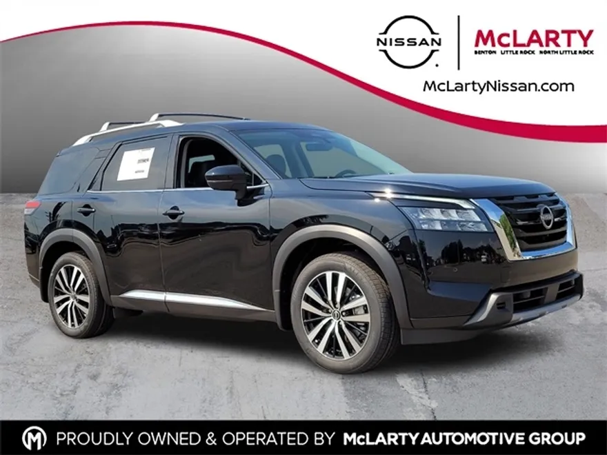 2025 Nissan Pathfinder Platinum photo 1