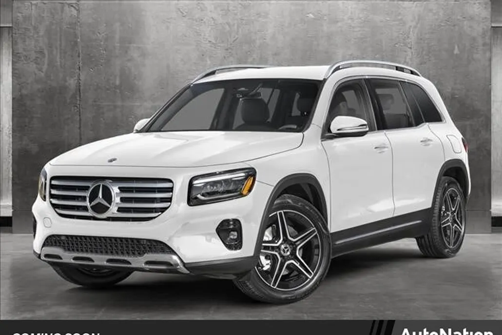 2025 Mercedes Benz GLB 250 photo 1