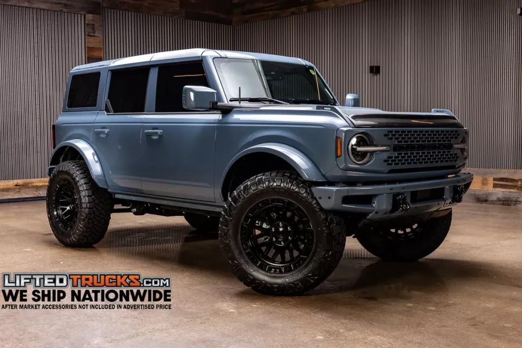 2024 Ford Bronco Badlands photo 1
