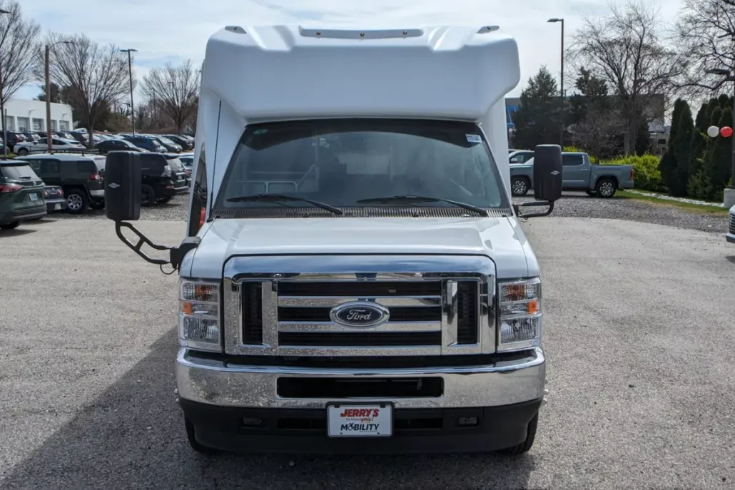 2024 Ford E-350 photo 1