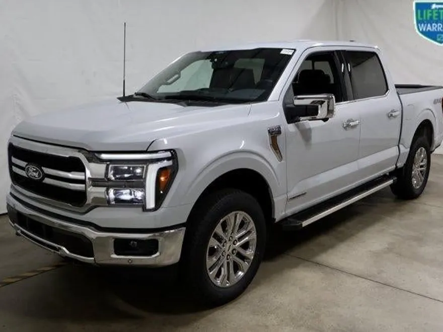 2025 Ford F-150 Lariat photo 1