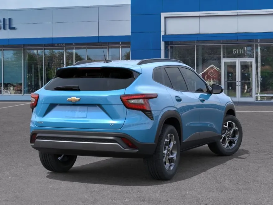 2026 Chevrolet Trax LT photo 1
