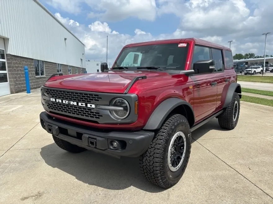 2025 Ford Bronco Badlands photo 1
