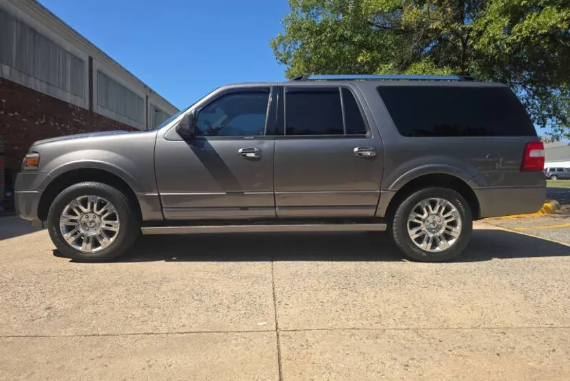 2012 Ford Expedition EL Limited photo 1