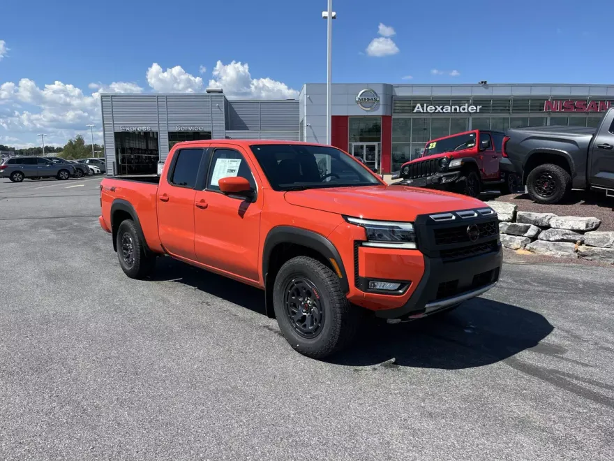 2025 Nissan Frontier PRO-4X photo 1