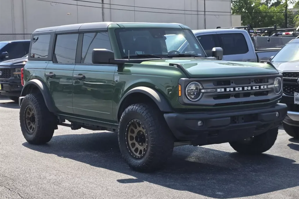 2023 Ford Bronco Base Big Bend Black Diamond Outer Banks photo 1