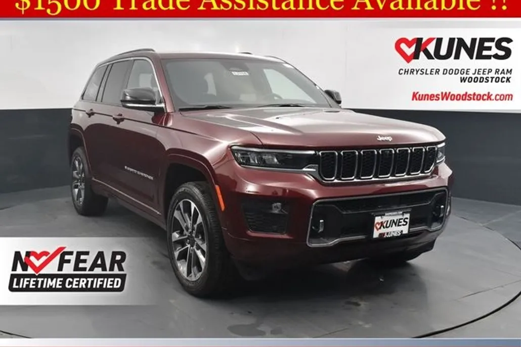 2025 Jeep Grand Cherokee Overland photo 1