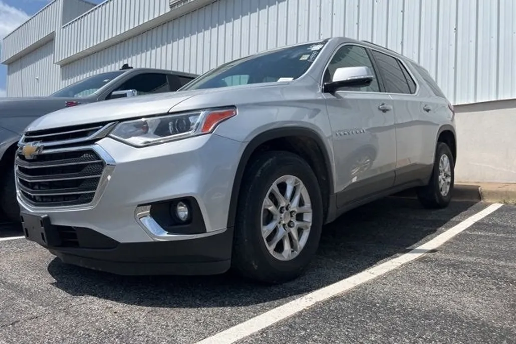 2020 Chevrolet Traverse photo 1