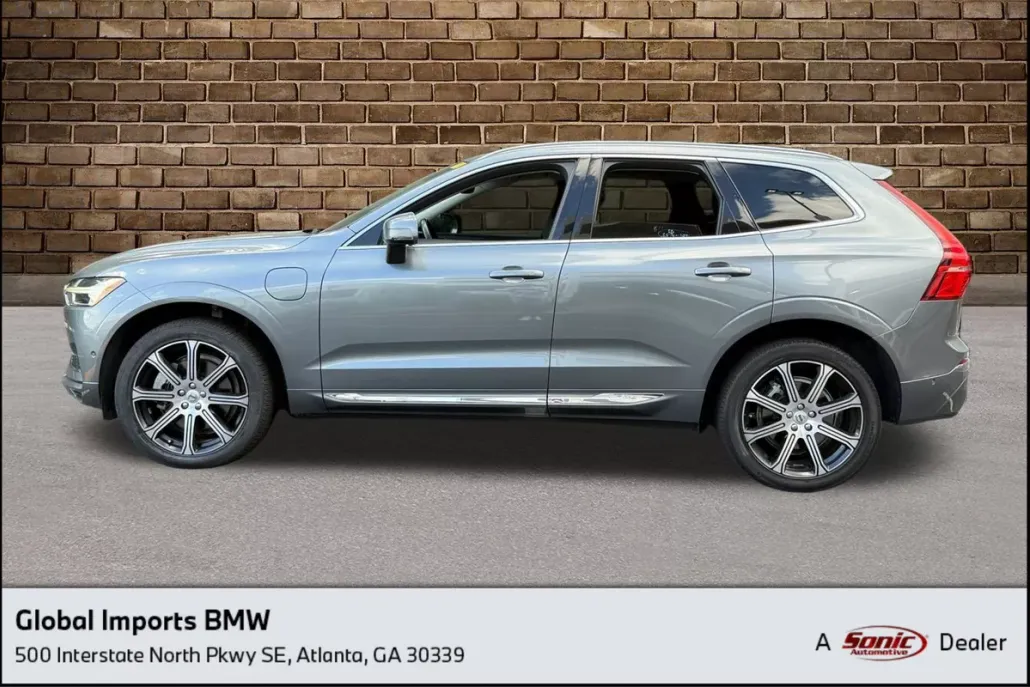 2021 Volvo XC60 Recharge Hybrid T8 Inscription photo 1