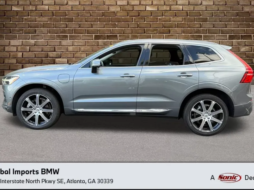 2021 Volvo XC60 Recharge Hybrid T8 Inscription photo 1