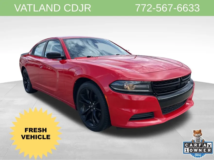 2018 Dodge Charger SXT photo 1