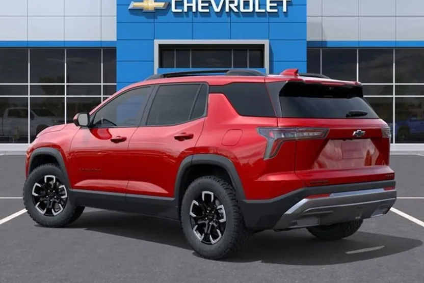 2026 Chevrolet Equinox ACTIV photo 1
