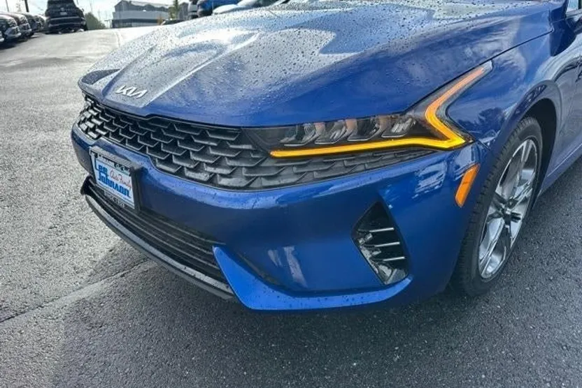 2024 Kia K5 EX photo 1