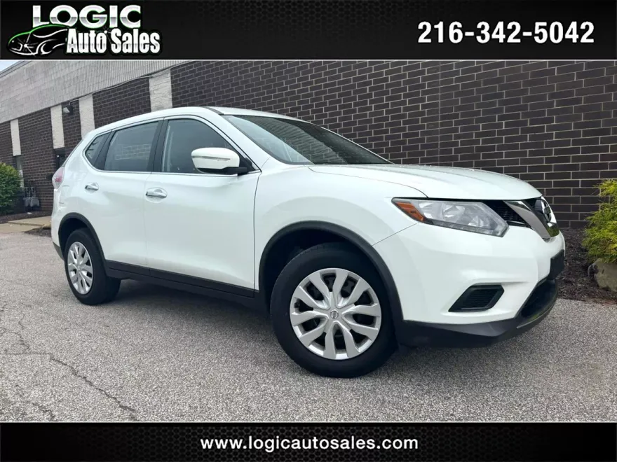 2015 Nissan Rogue AWD S photo 1