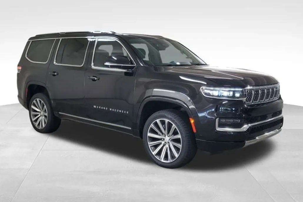 2022 Jeep Grand Wagoneer II photo 1