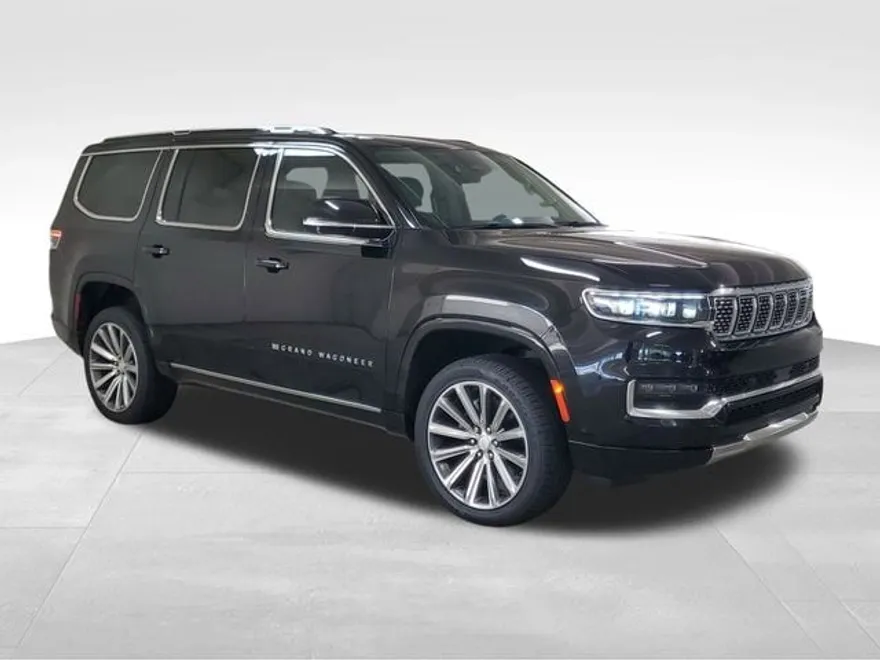 2022 Jeep Grand Wagoneer II photo 1