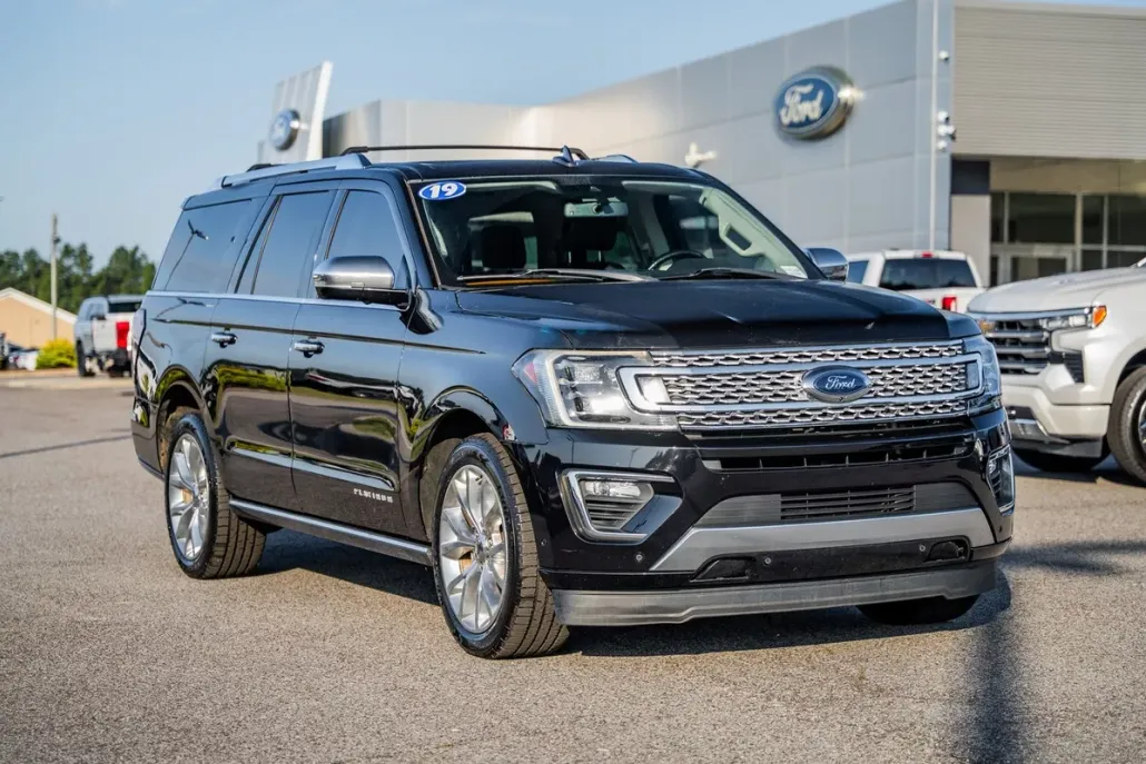 2019 Ford Expedition MAX Platinum photo 1