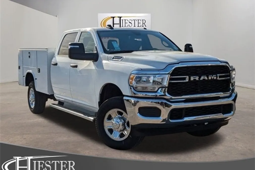 2024 Ram 2500 Tradesman photo 1
