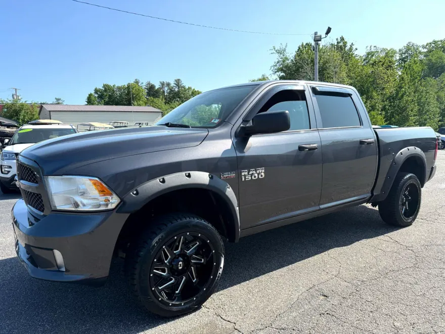 2015 Ram 1500 Express photo 1