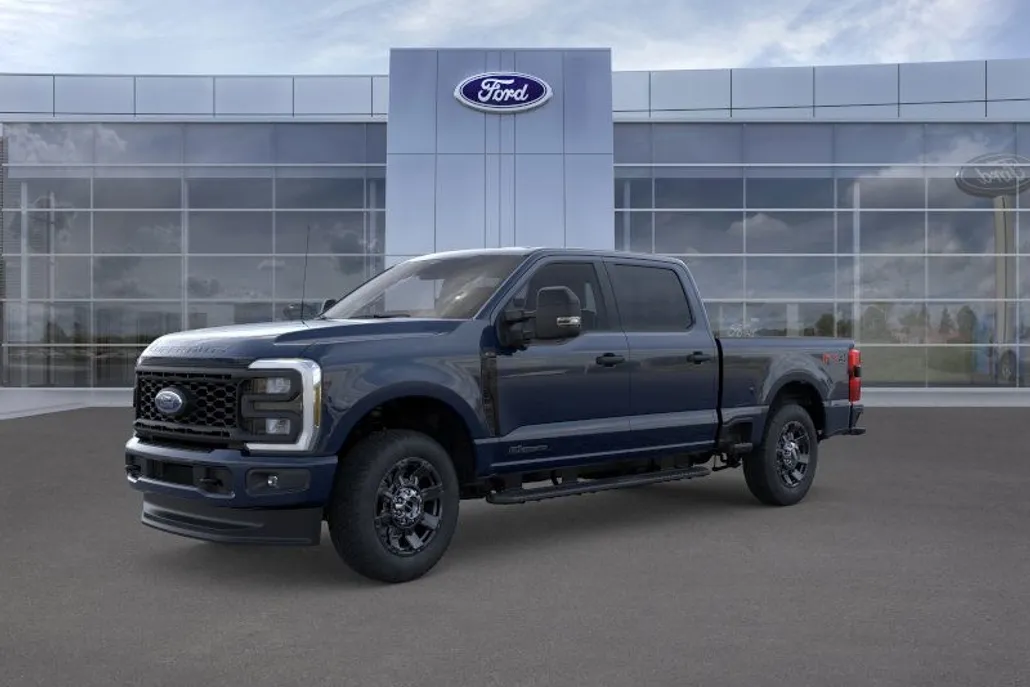 2025 Ford F-250 photo 1