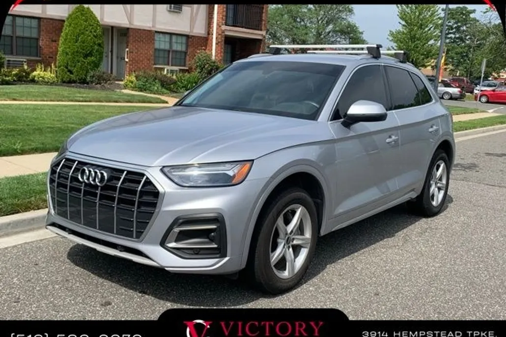 2021 Audi Q5 45 Premium photo 1
